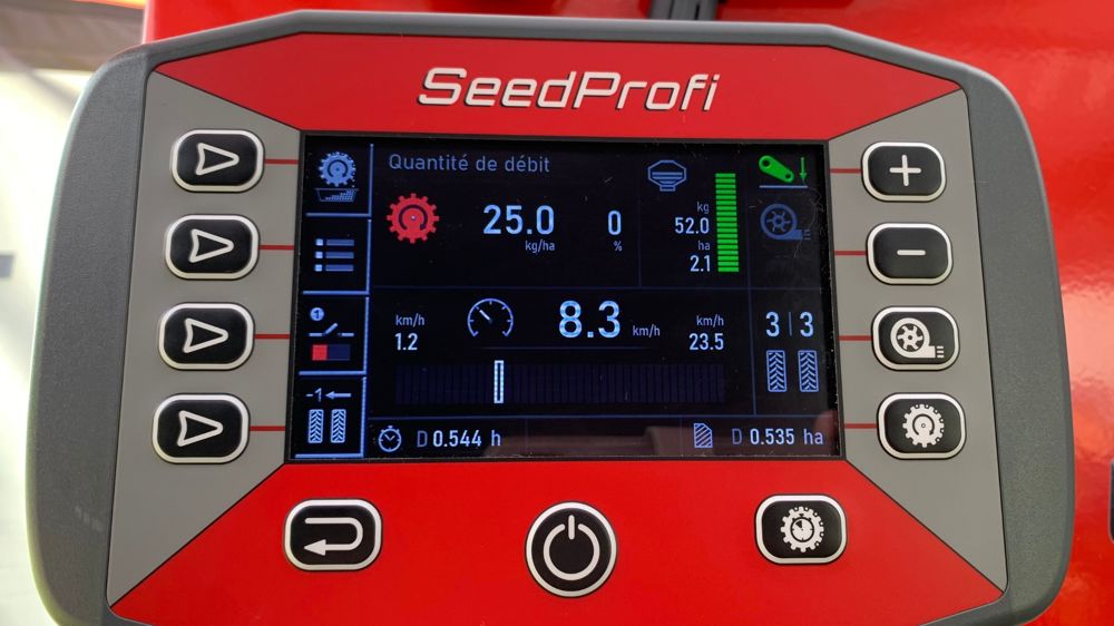 Le nouveau boîtier lancé par Güttler est doté d'un écran de 5 pouces.