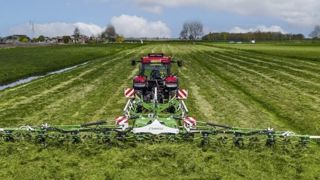 Nouveau venu sur le marché français, Samasz veut accélérer sa transition numérique avec des outils Isobus. Nouveau venu sur le marché français, Samasz veut accélérer sa transition numérique avec des outils Isobus.