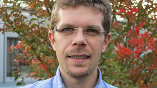 Ludovic Bonin est responsable du pôle des flores adventices chez Arvalis. Ludovic Bonin est responsable du pôle des flores adventices chez Arvalis.