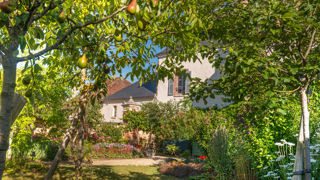 A Saint-Sauveur-en-Puisaye (Yonne), la maison de Colette se visite.