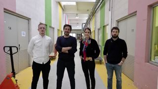 La start-up Circul'Egg et son équipe inaugurent leur premier site industriel de revalorisation des coquilles d'œufs. De gauche à droite : Samuel Olivier, Yacine Kabeche, Justine Lecallier et Kristen Donnart. La start-up Circul'Egg et son équipe inaugurent leur premier site industriel de revalorisation des coquilles d'œufs. De gauche à droite : Samuel Olivier, Yacine Kabeche, Justine Lecallier et Kristen Donnart.