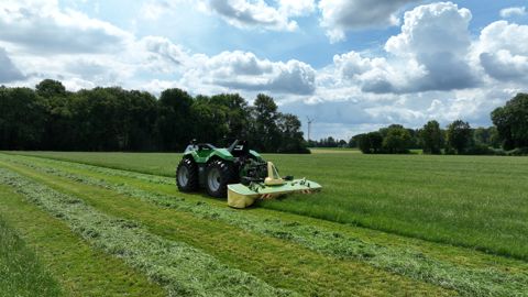 Krone–Lemken : l'outil se règle automatiquement derrière le robot Krone–Lemken : l'outil se règle automatiquement derrière le robot