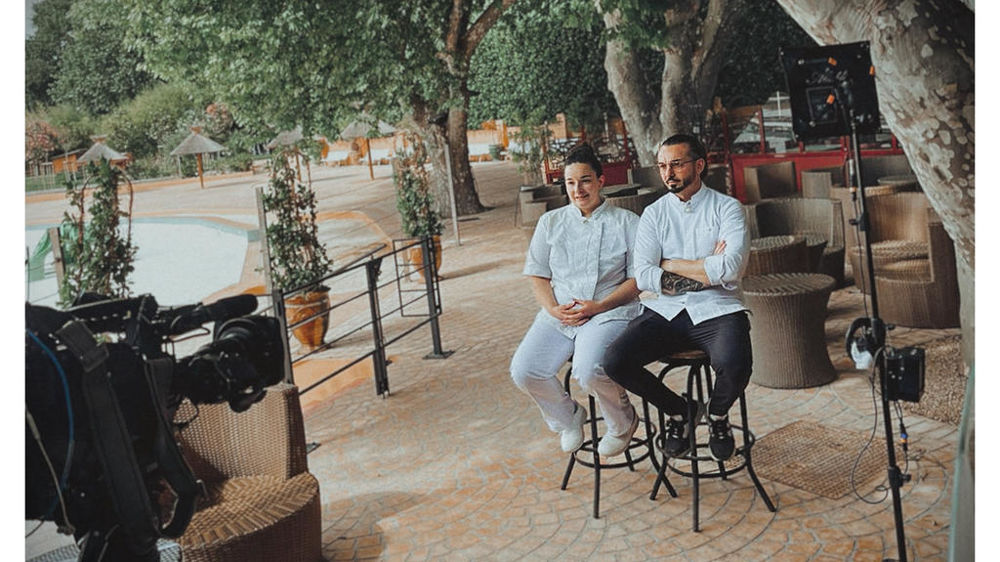 Tournage 2022  La Magie des Pains d'Avignon, l'apprentie Manon et Laurent Bocquet.