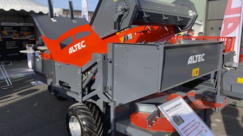 La pailleuse à trois roues Multicompact d'Altec accueille plusieurs accessoires La pailleuse à trois roues Multicompact d'Altec accueille plusieurs accessoires