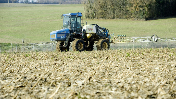 La Commission européenne a tranché, jeudi 16 novembre, le glyphosate sera renouvelé pour dix ans « sous réserves de certaines nouvelles conditions et restrictions ».