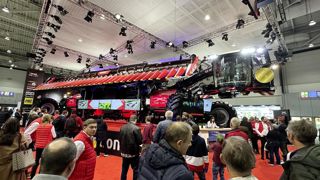 Le porte-outils Nexat de 1100 ch est l'un des symboles de cette édition d'Agritechnica. Le porte-outils Nexat de 1100 ch est l'un des symboles de cette édition d'Agritechnica.