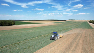 Le choix du couple tracteur-outil est basé sur la meilleure adéquation entre les deux matériels, permettant de réaliser des travaux dans des conditions optimales. Le choix du couple tracteur-outil est basé sur la meilleure adéquation entre les deux matériels, permettant de réaliser des travaux dans des conditions optimales.