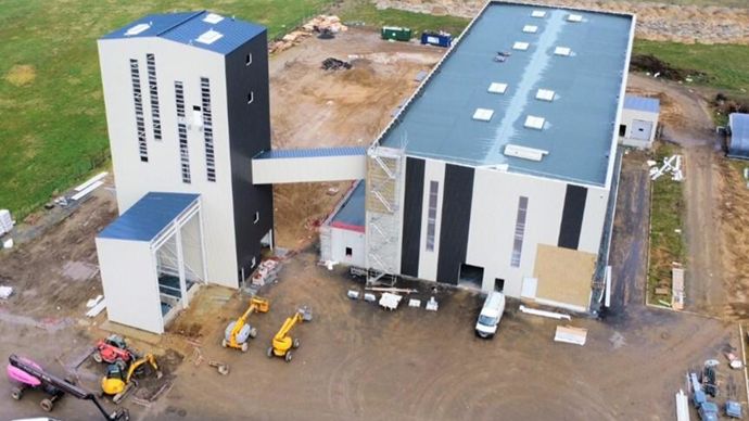 L’usine Perles d’Anjou (ici photographiée mi-février) va être mise en route début mai, pour un mois de tests.