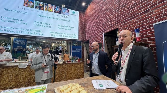 Ronan Vanot et Christophe Grison, DG et président d'Adivalor ont présenté les filières de collecte à venir et les nouvelles unités de recyclage.