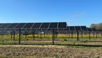 La loi du 10 mars 2023 sur l'accélération de la production d'énergies renouvelables définit un cadre légal pour l'agrivoltaïsme.