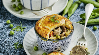 Minitourtes à l'émincé d'agneau. Minitourtes à l'émincé d'agneau.