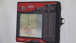 Le terminal Kuhn VTI 60 est doté de touches physiques et d'un écran tactile.