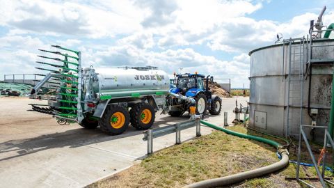 La nouvelle tonne à lisier Modulo 2 de Joskin offre la possibilité de choisir parmi les 750 options disponibles.