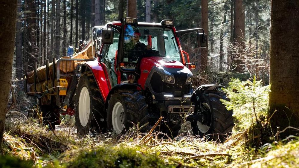 Le Lintrac 70 complète par le bas l’offre des tracteurs compacts de l'entreprise familiale autrichienne Lindner.