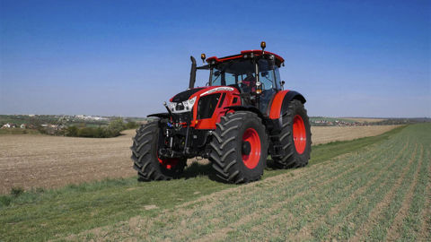Tracteur Zetor Crystal. Tracteur Zetor Crystal.