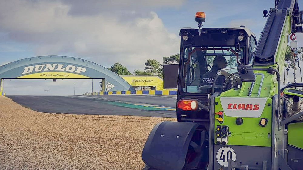 20 chargeurs télescopiques Claas aux 24 Heures du Mans 20 chargeurs télescopiques Claas aux 24 Heures du Mans