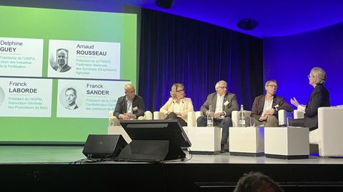 De gauche à droite : Arnaud Rousseau, président de la FNSEA, Delphine Guey, présidente de l’Unifa, Franck Laborde, président de l’AGPM, et Franck Sander, président de la CGB.