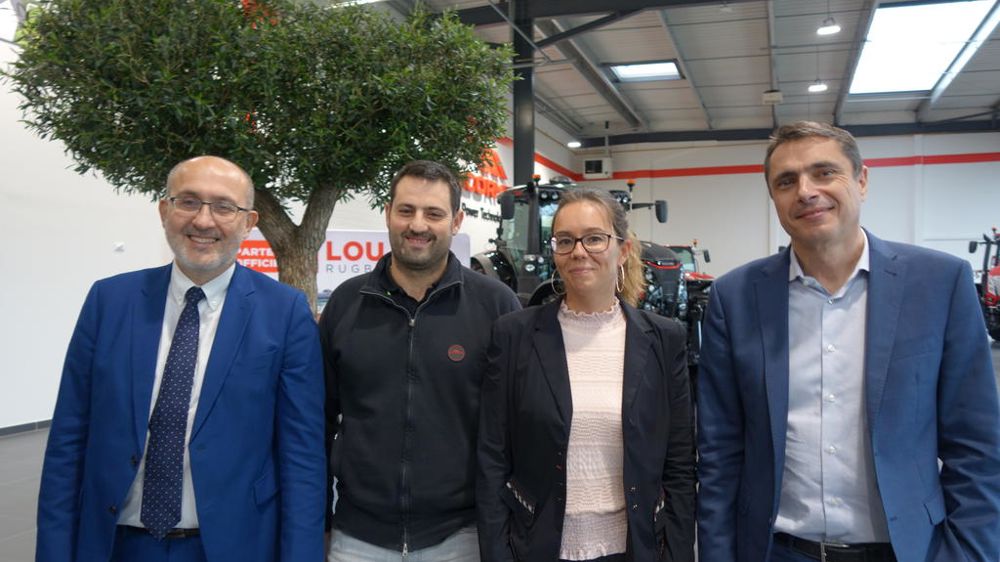De gauche à droite, Stefano Vannacci (associé-gérant d’Adapièces), Julien Blein (responsable pièces et services d’Argo France), Anaïs Miani (associée-gérante d’Adapièces) et Jean-Luc Fernandez (directeur général d’Argo France).