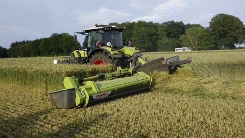 Claas Disco 9300 Direct Swather : un conditionneur troqué contre une vis Claas Disco 9300 Direct Swather : un conditionneur troqué contre une vis