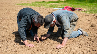 Les formations aux relations humaines peuvent aussi avoir leur intérêt lors d'une transmission d'exploitation entre le cédant et le repreneur. Les formations aux relations humaines peuvent aussi avoir leur intérêt lors d'une transmission d'exploitation entre le cédant et le repreneur.