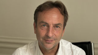Maître Laurent Verdier est un avocat spécialisé en droit de l’environnement appliqué au monde agricole. Maître Laurent Verdier est un avocat spécialisé en droit de l’environnement appliqué au monde agricole.