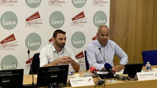 Arnaud Rousseau, le président de la FNSEA (à droite), et Pierrick Horel, celui de JA, demandent la mise en place de prêts de trésorerie bonifiés. Arnaud Rousseau, le président de la FNSEA (à droite), et Pierrick Horel, celui de JA, demandent la mise en place de prêts de trésorerie bonifiés.