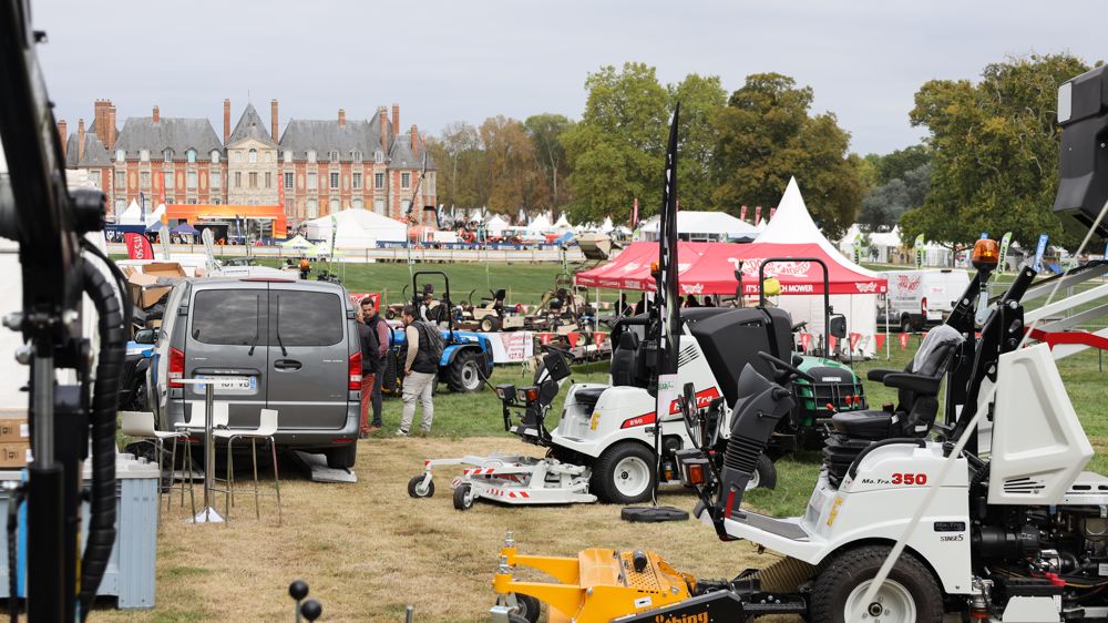 Salonvert fêtera cette année ses vingt ans sur le site du château de Baville à Saint-Chéron (91).