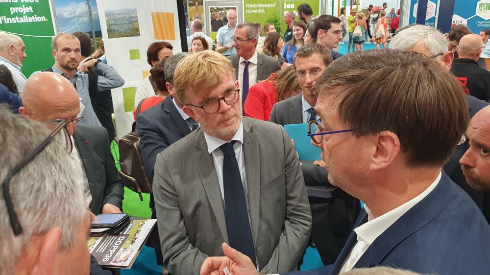 Depuis 1995, aucune édition du Space ne s'est déroulée sans être ponctuée par la visite du ministre de l'agriculture en place ou d'un membre du Gouvernement. Marc Fesneau était venu en septembre 2023.