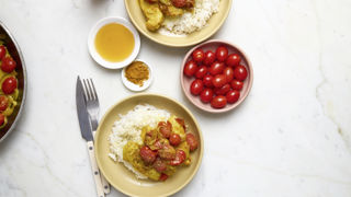 Recette de sauté de dinde au miel, curry et riz. Recette de sauté de dinde au miel, curry et riz.