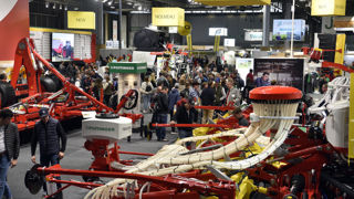 La première édition d'AgriSima est annoncée en février 2026 par Axema, le syndicat des constructeurs de matériel agricole (photo prise au Sima). La première édition d'AgriSima est annoncée en février 2026 par Axema, le syndicat des constructeurs de matériel agricole (photo prise au Sima).