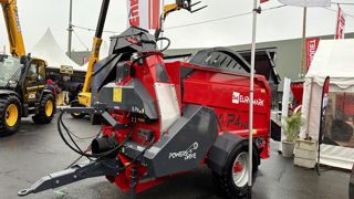 Les pailleuses de la série X d’Euromark possèdent une turbine encore plus puissante que sur la génération précédente. Les pailleuses de la série X d’Euromark possèdent une turbine encore plus puissante que sur la génération précédente.