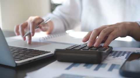Le calcul des points d'équilibre prévisionnel est essentiel pour affiner sa stratégie d'entreprise.