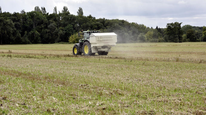 Les dernières tendances de l'Unifa sur la campagne entière (1er mai 2023 - 30 avril 2024) issues des données brutes des opérateurs indiquent une hausse des livraisons de 16 % pour le P2O5 et de 62 % pour le K2O.