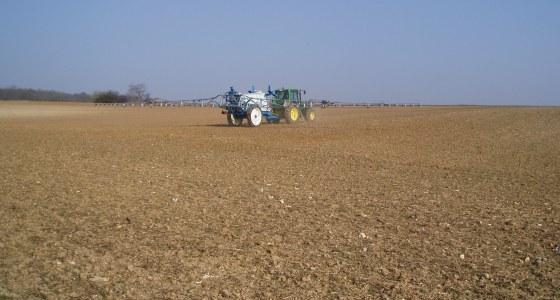 Intervention de sortie d'hiver sur blé.
