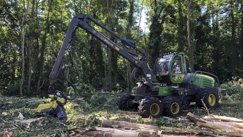 L’association des entrepreneurs de travaux forestiers de Nouvelle-Aquitaine et la gendarmerie s’associent pour répertorier en temps et en heure les actes d’incivilité survenant lors des chantiers forestiers. L’association des entrepreneurs de travaux forestiers de Nouvelle-Aquitaine et la gendarmerie s’associent pour répertorier en temps et en heure les actes d’incivilité survenant lors des chantiers forestiers.