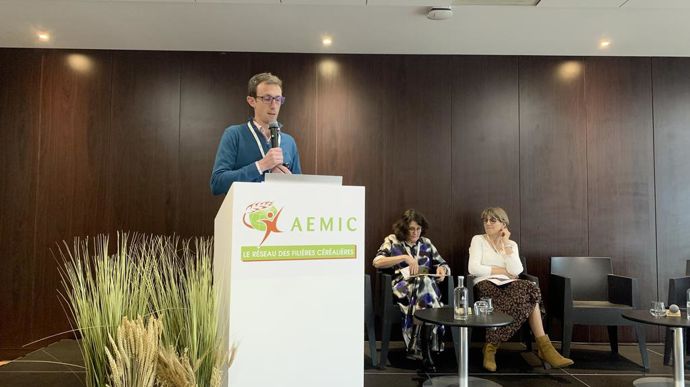 « Aucun scénario ne permet d’avoir à la fois un stockage du carbone et des réductions d’émissions sans changer le coût pour les producteurs », analysait Anthony Uijttewaal, chef du service Agronomie, économie et environnement chez Arvalis, jeudi 7 novembre, aux JTIC, à La Rochelle.