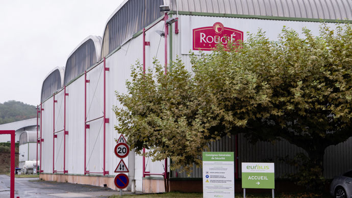 Le site Rougié de Sarlat-la-Canéda (Dordogne), pour lequel Euralis Gastronomie cherche un repreneur, a été « maintenu à son meilleur niveau », affirme la coopérative.