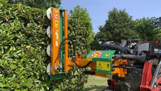 Le lamier Cometh 100+ en action.