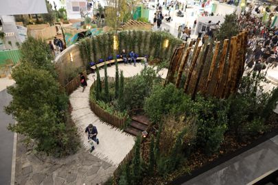 « L’entre deux bruits », un espace conçu par l’architecte paysagiste Vincent Grunewald lors de l'édition 2023. (©Matériel et Paysage) « L’entre deux bruits », un espace conçu par l’architecte paysagiste Vincent Grunewald lors de l'édition 2023. (©Matériel et Paysage)