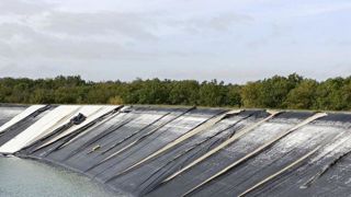 Quatre réserves d'eau ont été jugée illégales par la justice en raison de la présence d'espèces protégées. Quatre réserves d'eau ont été jugée illégales par la justice en raison de la présence d'espèces protégées.