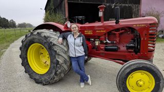 Davina Trau est présidente de l'Association des vieux tracteurs du Centre Alsace. Davina Trau est présidente de l'Association des vieux tracteurs du Centre Alsace.
