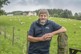 Martin Kennedy, le président du principal syndicat agricole écossais, réclame de la sévérité pour les auteurs du lâcher de lynx. Martin Kennedy, le président du principal syndicat agricole écossais, réclame de la sévérité pour les auteurs du lâcher de lynx.