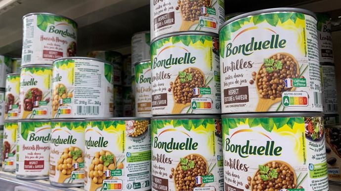 Les légumes secs produits par Euralis sont mis en conserve à l’usine de Bonduelle de Renescure (Nord), après avoir été triés chez Lidea à Francescas (Lot-et-Garonne), filiale semences du groupe coopératif.