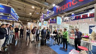 Les exposants français profitent du salon IPM Essen pour recevoir leurs clients et la presse lors de moments informatifs et festifs. Les exposants français profitent du salon IPM Essen pour recevoir leurs clients et la presse lors de moments informatifs et festifs.