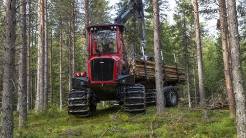 Les entreprises forestières demandent des machines de plus en plus performantes. Les entreprises forestières demandent des machines de plus en plus performantes.