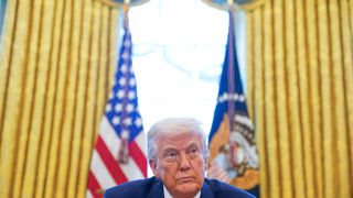 Le 9 avril 2025, Donald Trump a fait une volte-face partielle sur son offensive douanière.