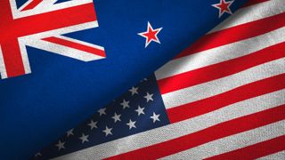 Aux États-Unis comme en Nouvelle-Zélande, le prix du lait payé au producteur est très corrélé aux cours des ingrédients laitiers. Pour autant, il n'est pas fixé de la même façon. Aux États-Unis comme en Nouvelle-Zélande, le prix du lait payé au producteur est très corrélé aux cours des ingrédients laitiers. Pour autant, il n'est pas fixé de la même façon.