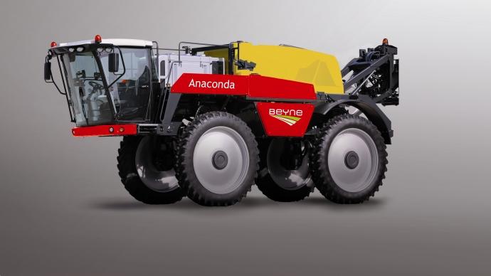 Pulvérisateur automoteur Anaconda de marque Beyne.