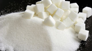 La France reste ainsi le premier producteur européen de sucre, et le neuvième au niveau mondial (canne et betterave confondues). La France reste ainsi le premier producteur européen de sucre, et le neuvième au niveau mondial (canne et betterave confondues).