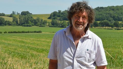 L'exploitation de grandes cultures de Bernard Pellausy compte 275 ha sur les communes de Savenès, Beaupuy, Verdun, Aucamville et Merville, dans le Tarn-et-Garonne et en Haute-Garonne.